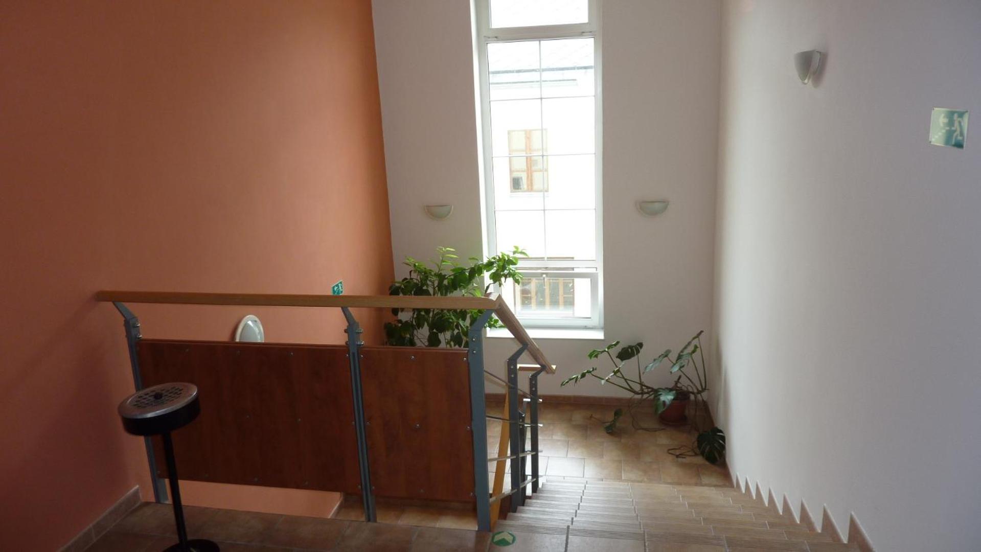 Polička Hotel Tht מראה חיצוני תמונה